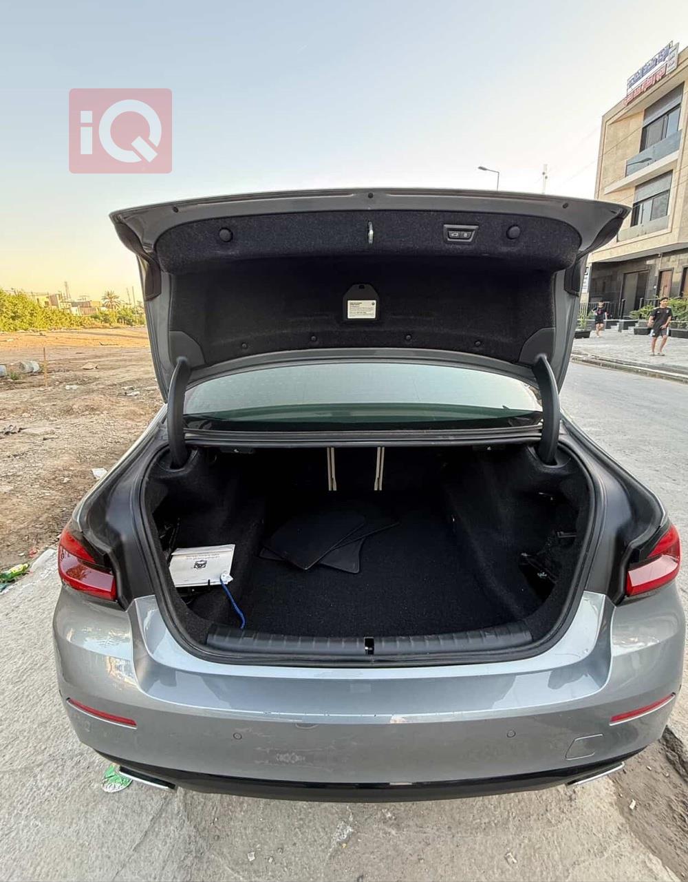 بی ئێم دەبڵیو سیریەس 5